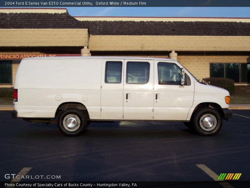 Oxford White / Medium Flint 2004 Ford E Series Van E350 Commercial Utility