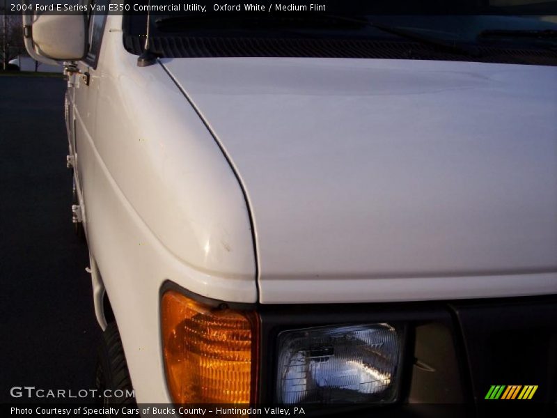 Oxford White / Medium Flint 2004 Ford E Series Van E350 Commercial Utility