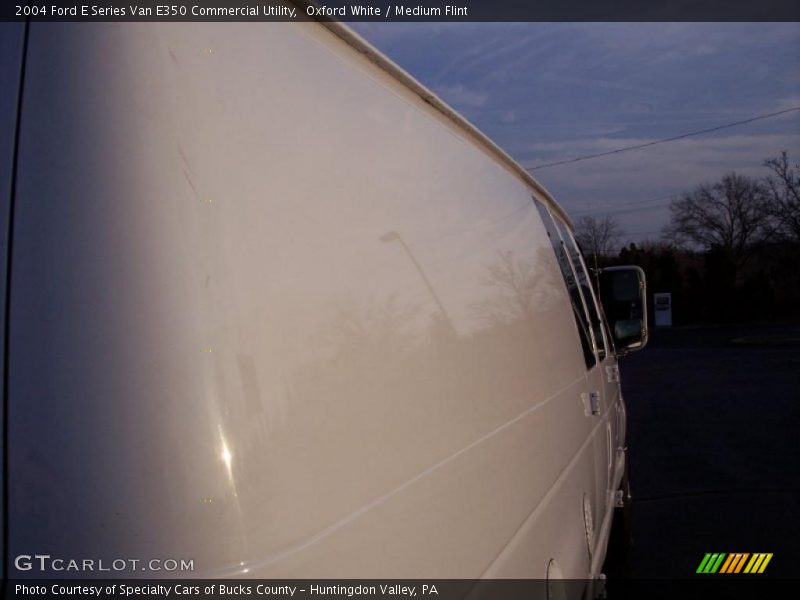Oxford White / Medium Flint 2004 Ford E Series Van E350 Commercial Utility