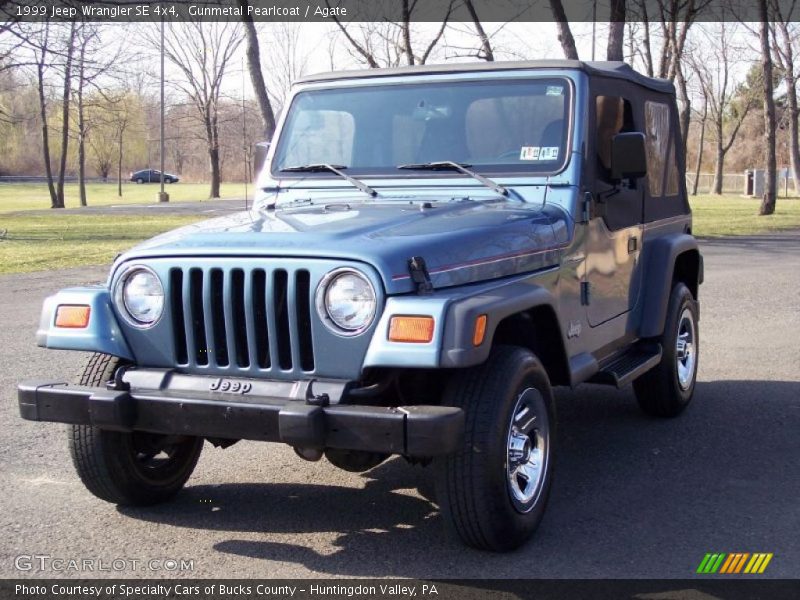 Front 3/4 View of 1999 Wrangler SE 4x4