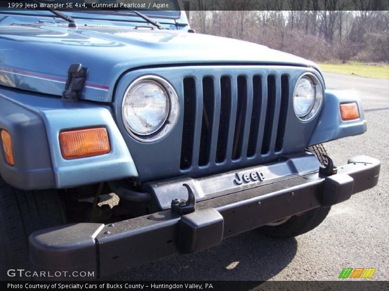 Gunmetal Pearlcoat / Agate 1999 Jeep Wrangler SE 4x4