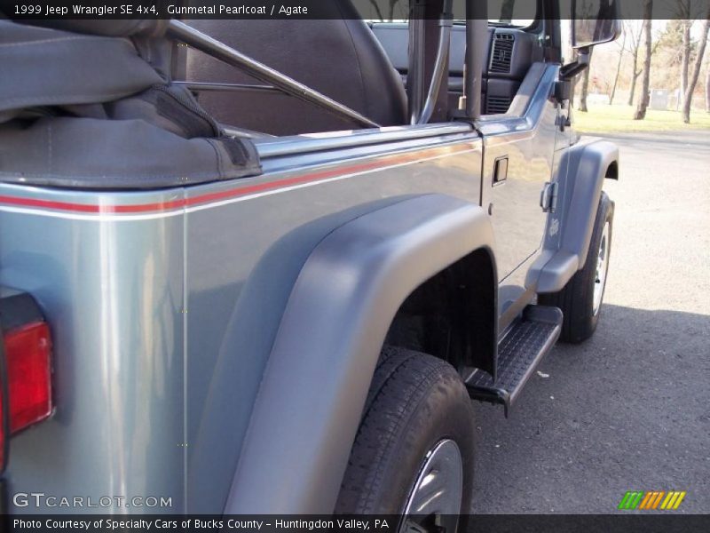 Gunmetal Pearlcoat / Agate 1999 Jeep Wrangler SE 4x4