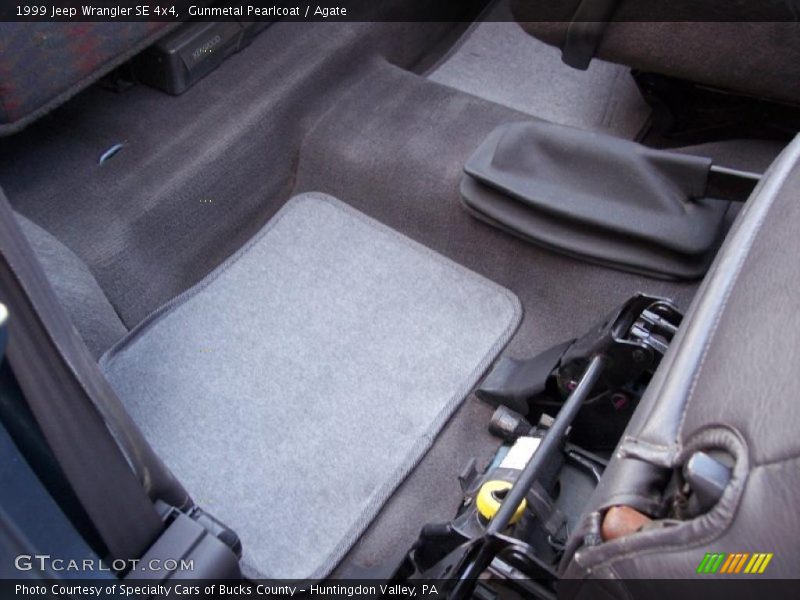 Gunmetal Pearlcoat / Agate 1999 Jeep Wrangler SE 4x4