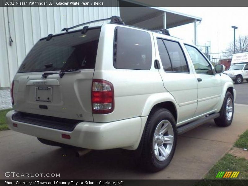 Glacier White Pearl / Beige 2002 Nissan Pathfinder LE