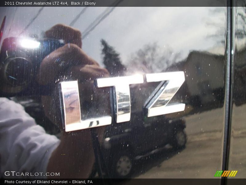  2011 Avalanche LTZ 4x4 Logo