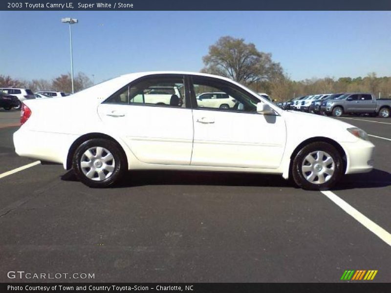Super White / Stone 2003 Toyota Camry LE