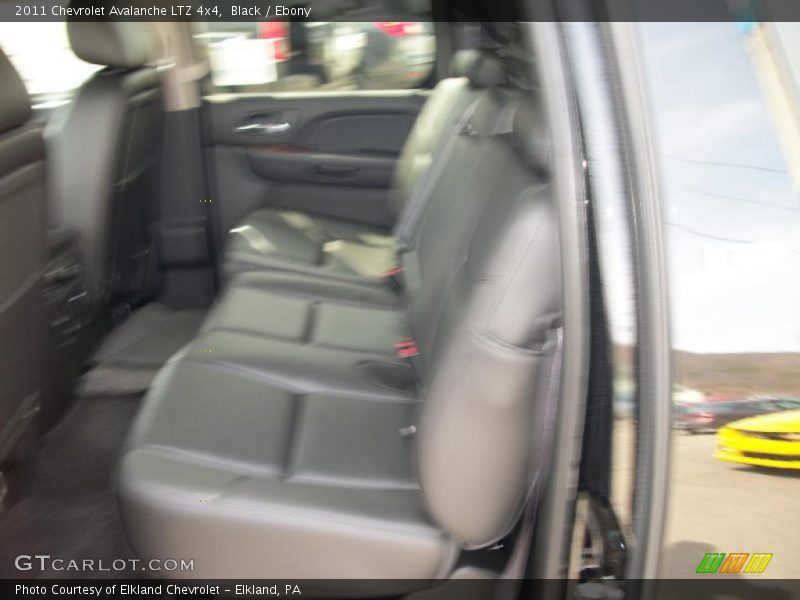 Black / Ebony 2011 Chevrolet Avalanche LTZ 4x4