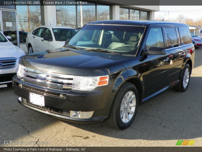 Tuxedo Black / Charcoal Black 2010 Ford Flex SEL AWD