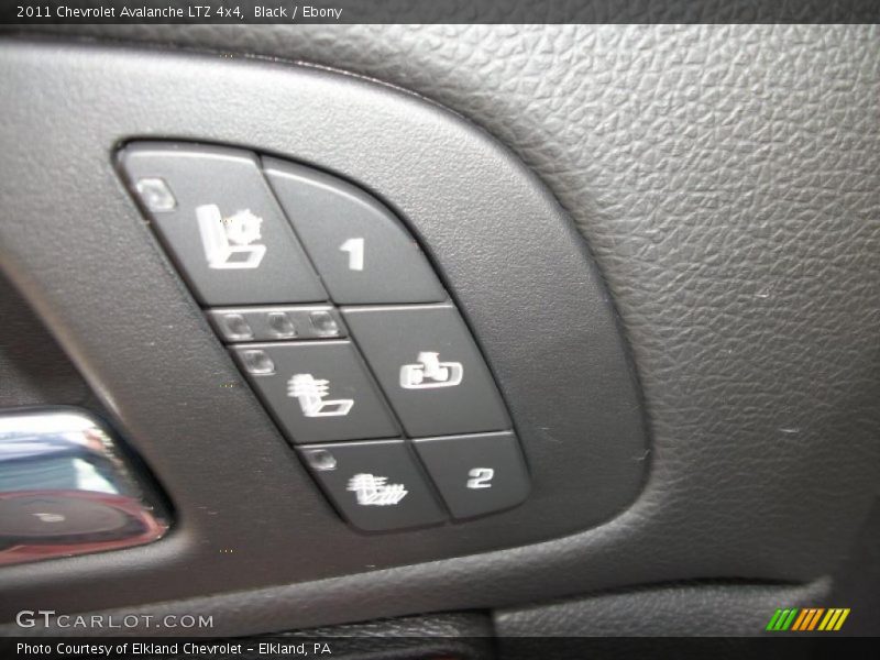 Black / Ebony 2011 Chevrolet Avalanche LTZ 4x4