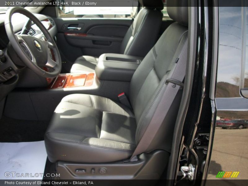 Black / Ebony 2011 Chevrolet Avalanche LTZ 4x4