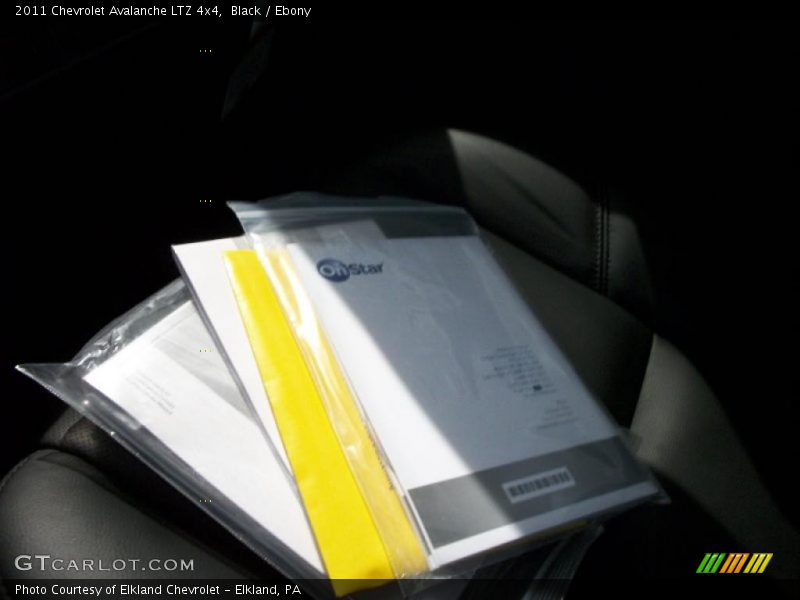 Black / Ebony 2011 Chevrolet Avalanche LTZ 4x4