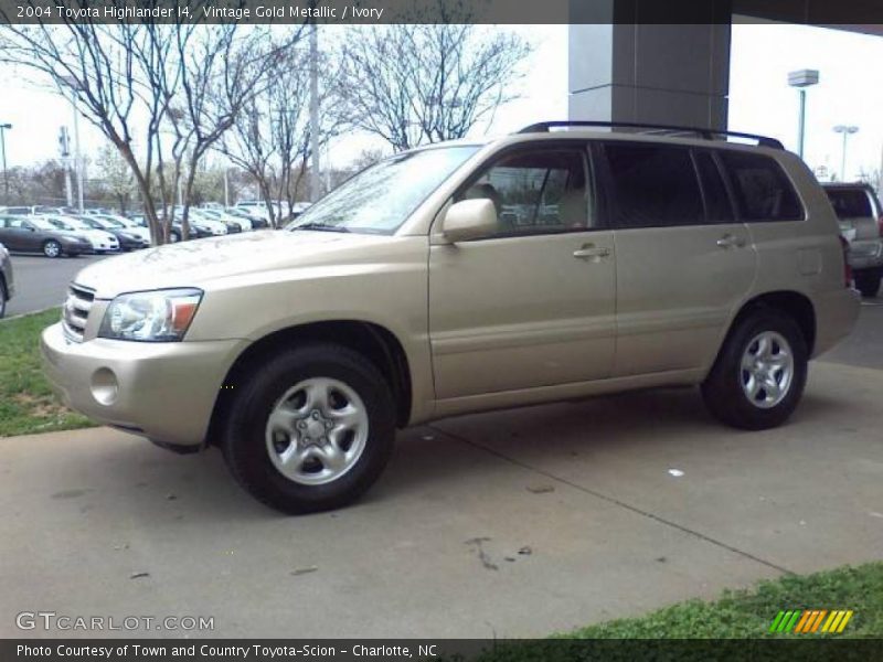 Vintage Gold Metallic / Ivory 2004 Toyota Highlander I4