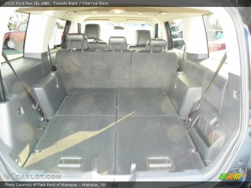 Tuxedo Black / Charcoal Black 2010 Ford Flex SEL AWD