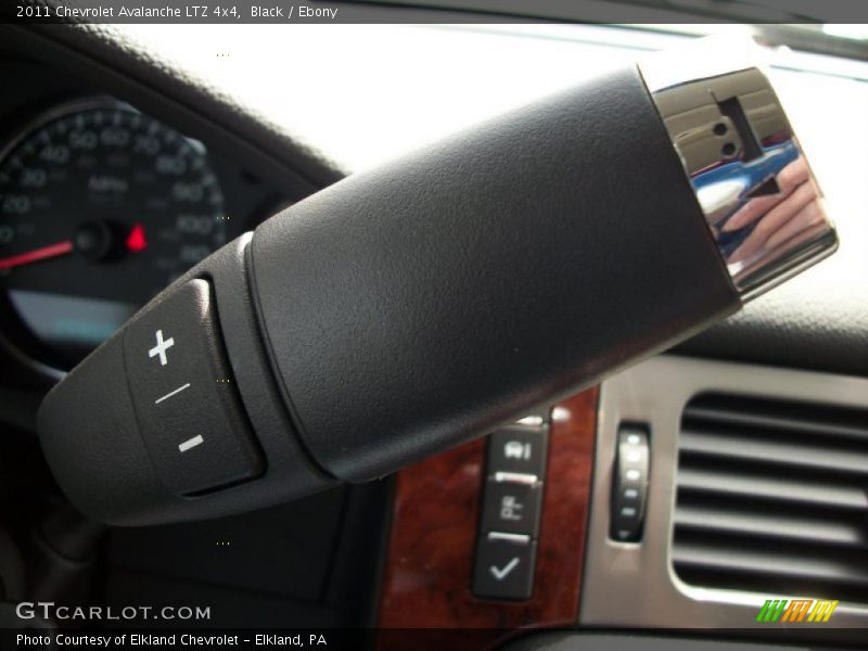  2011 Avalanche LTZ 4x4 6 Speed Automatic Shifter