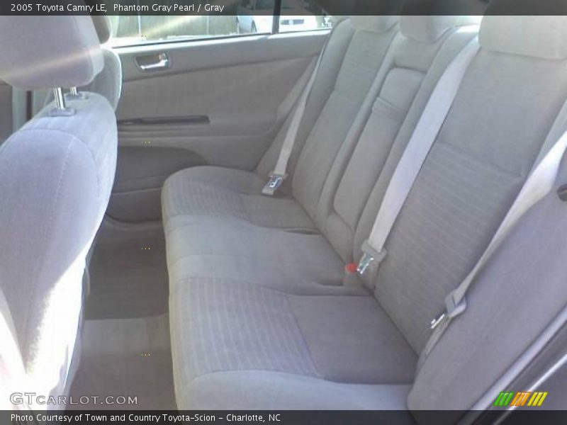 Phantom Gray Pearl / Gray 2005 Toyota Camry LE