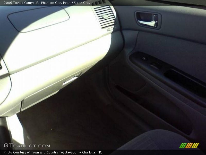 Phantom Gray Pearl / Stone Gray 2006 Toyota Camry LE