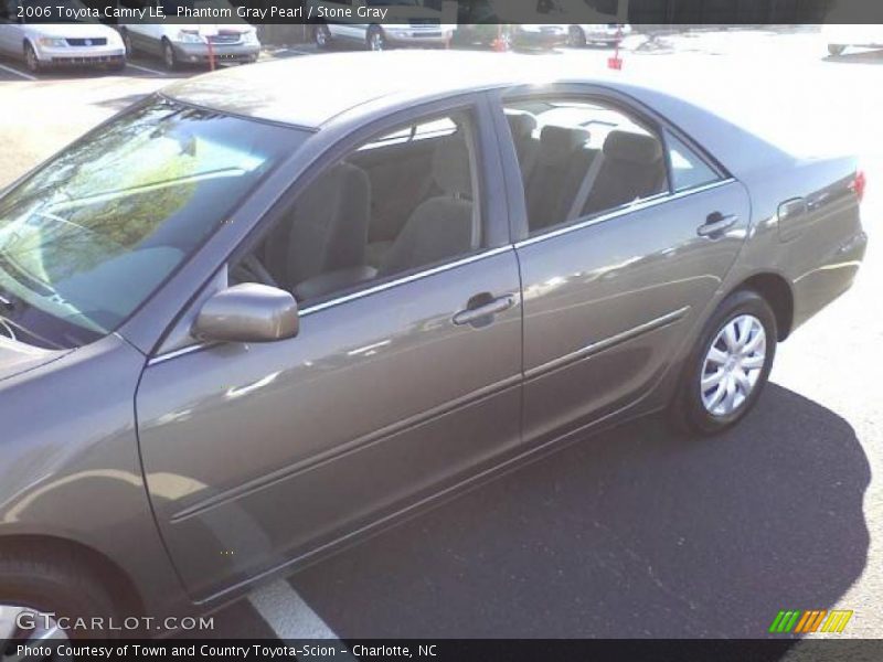 Phantom Gray Pearl / Stone Gray 2006 Toyota Camry LE