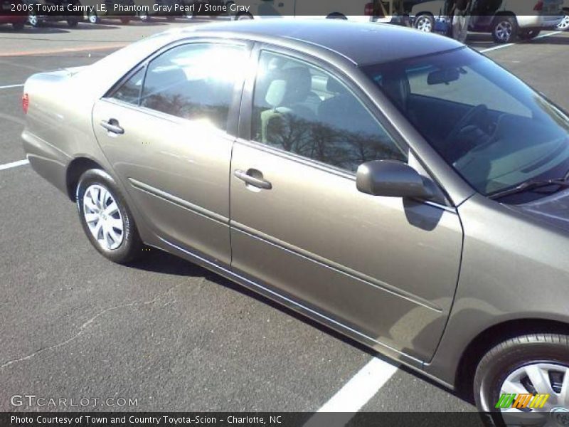 Phantom Gray Pearl / Stone Gray 2006 Toyota Camry LE