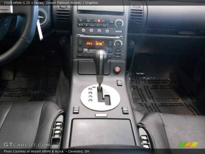 Desert Platinum Metallic / Graphite 2004 Infiniti G 35 x Sedan