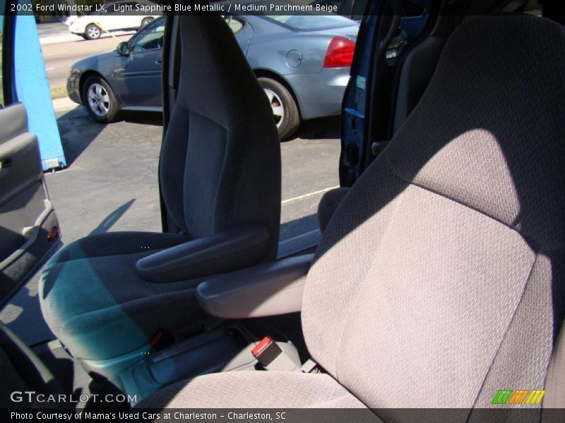 Light Sapphire Blue Metallic / Medium Parchment Beige 2002 Ford Windstar LX