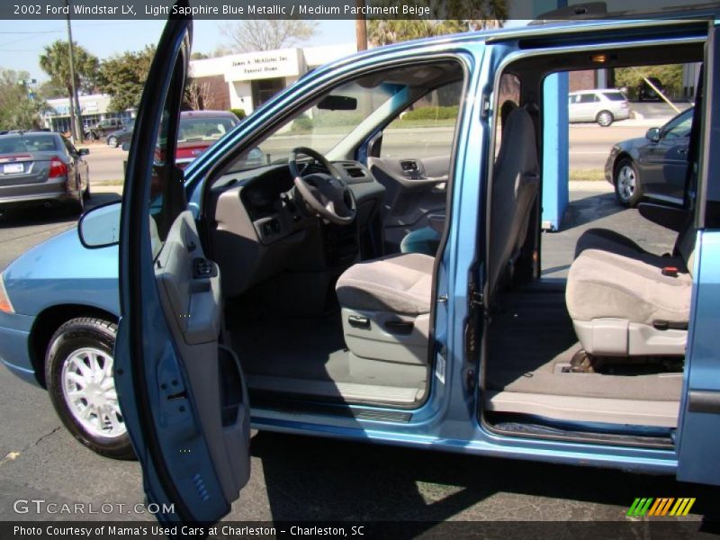 Light Sapphire Blue Metallic / Medium Parchment Beige 2002 Ford Windstar LX
