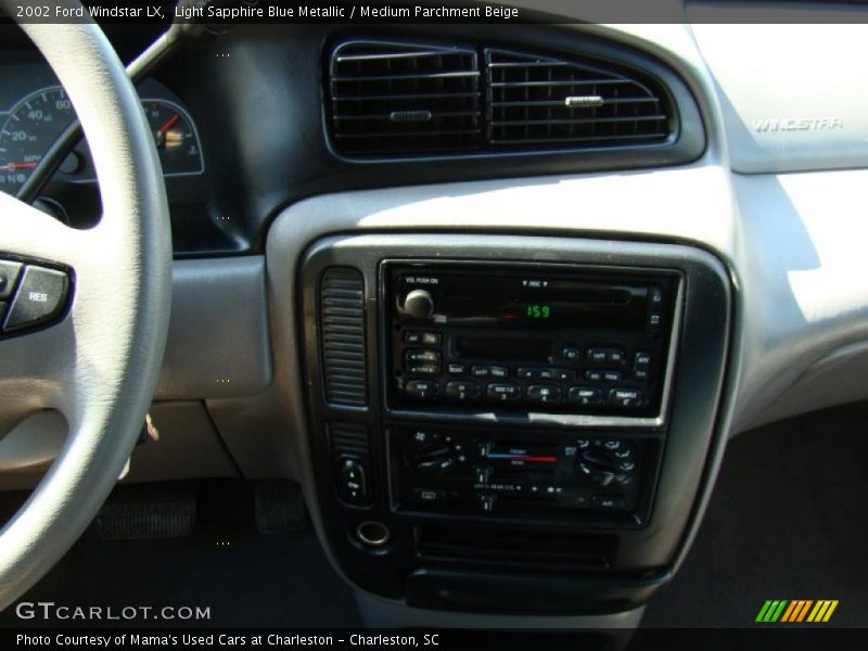 Light Sapphire Blue Metallic / Medium Parchment Beige 2002 Ford Windstar LX