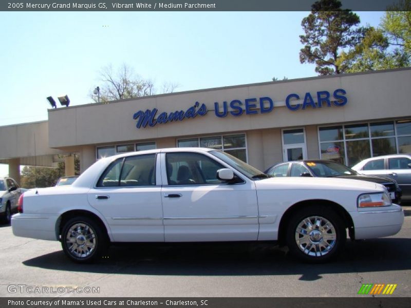 Vibrant White / Medium Parchment 2005 Mercury Grand Marquis GS