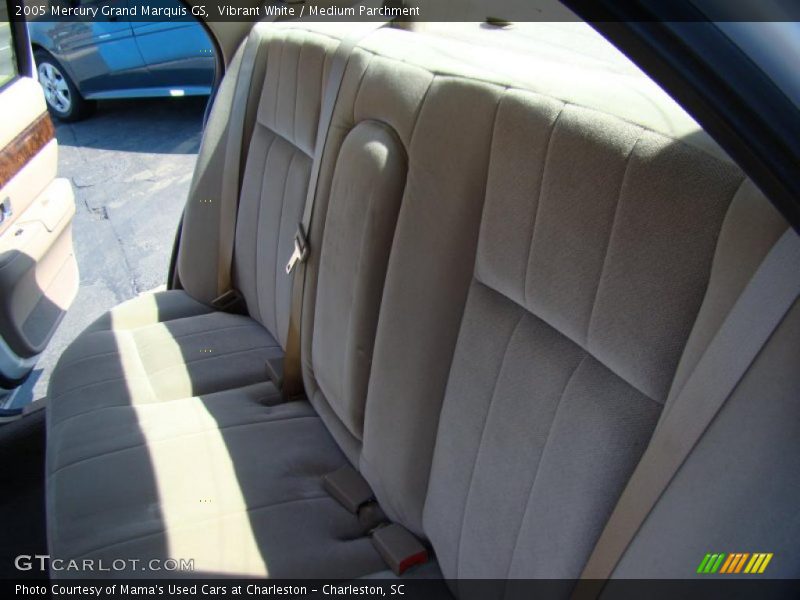 Vibrant White / Medium Parchment 2005 Mercury Grand Marquis GS
