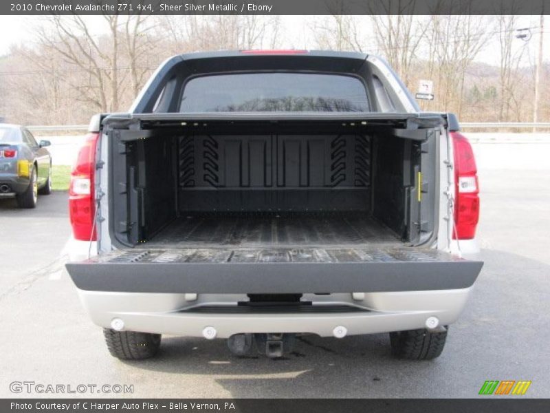 Sheer Silver Metallic / Ebony 2010 Chevrolet Avalanche Z71 4x4