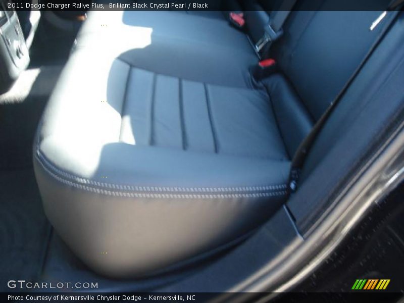 Brilliant Black Crystal Pearl / Black 2011 Dodge Charger Rallye Plus