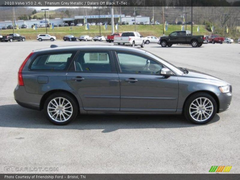 Titanium Grey Metallic / Dalaro Off Black T-Tec 2010 Volvo V50 2.4i