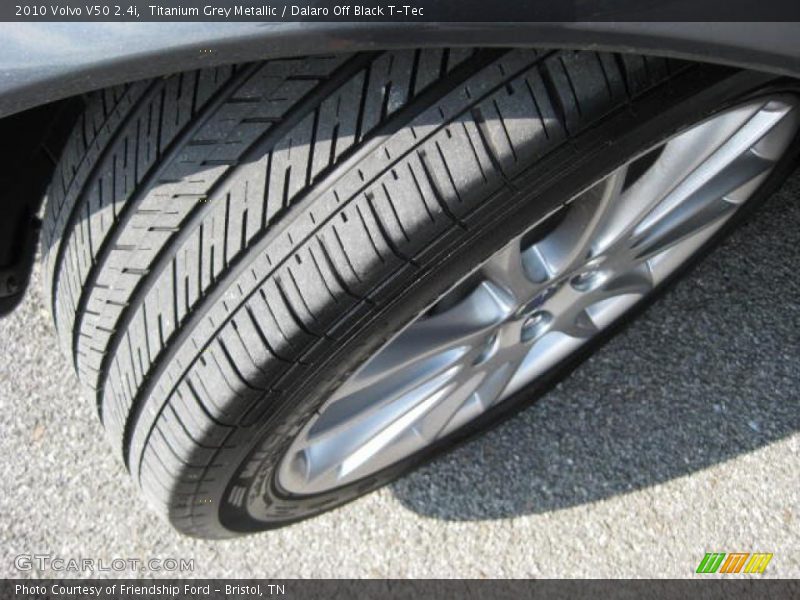 Titanium Grey Metallic / Dalaro Off Black T-Tec 2010 Volvo V50 2.4i