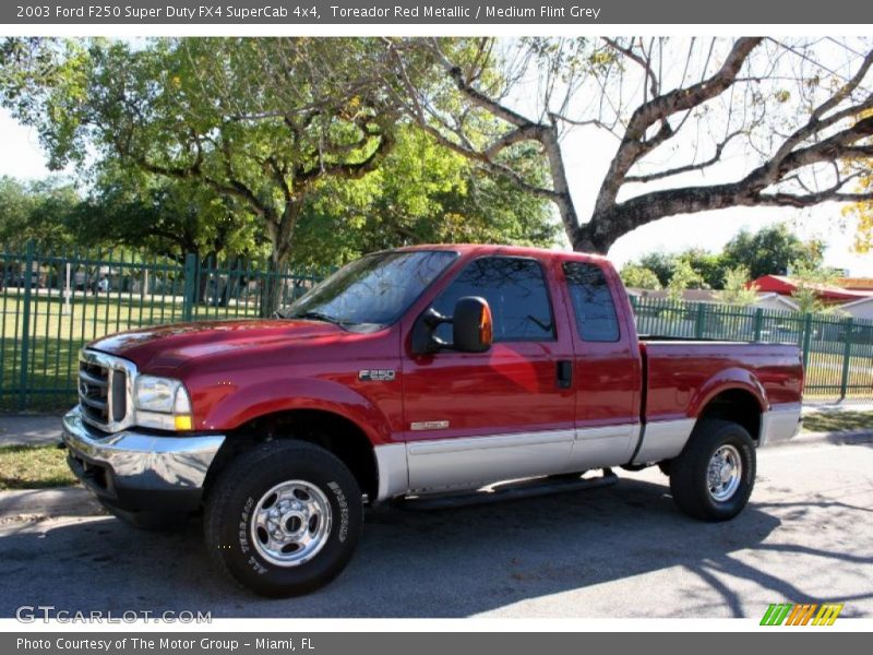 Toreador Red Metallic / Medium Flint Grey 2003 Ford F250 Super Duty FX4 SuperCab 4x4