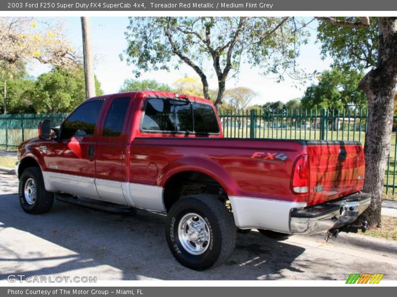 Toreador Red Metallic / Medium Flint Grey 2003 Ford F250 Super Duty FX4 SuperCab 4x4