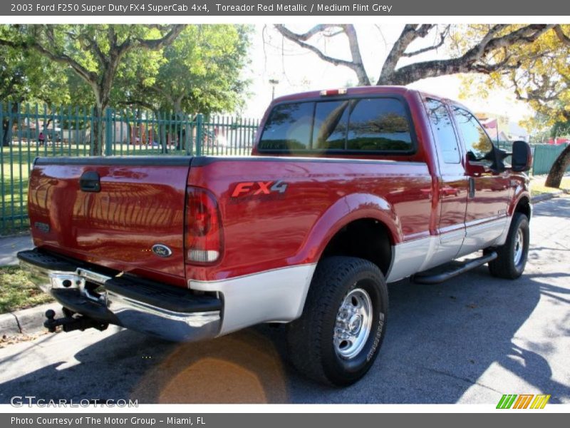 Toreador Red Metallic / Medium Flint Grey 2003 Ford F250 Super Duty FX4 SuperCab 4x4