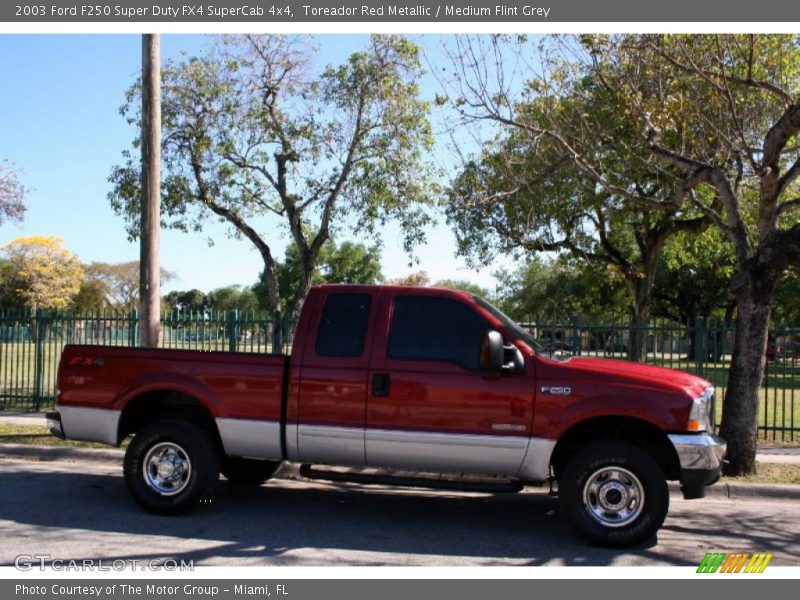Toreador Red Metallic / Medium Flint Grey 2003 Ford F250 Super Duty FX4 SuperCab 4x4