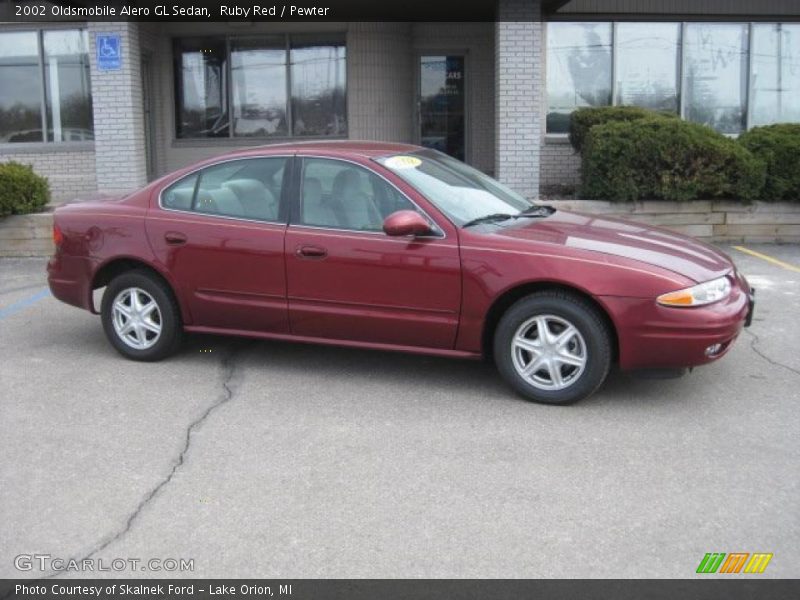 Ruby Red / Pewter 2002 Oldsmobile Alero GL Sedan