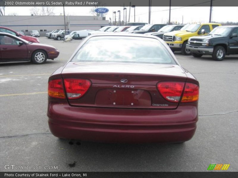 Ruby Red / Pewter 2002 Oldsmobile Alero GL Sedan