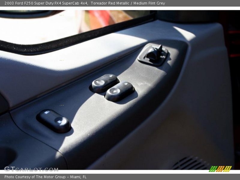 Toreador Red Metallic / Medium Flint Grey 2003 Ford F250 Super Duty FX4 SuperCab 4x4