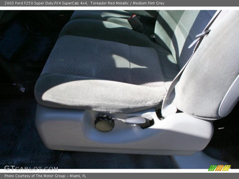 Toreador Red Metallic / Medium Flint Grey 2003 Ford F250 Super Duty FX4 SuperCab 4x4