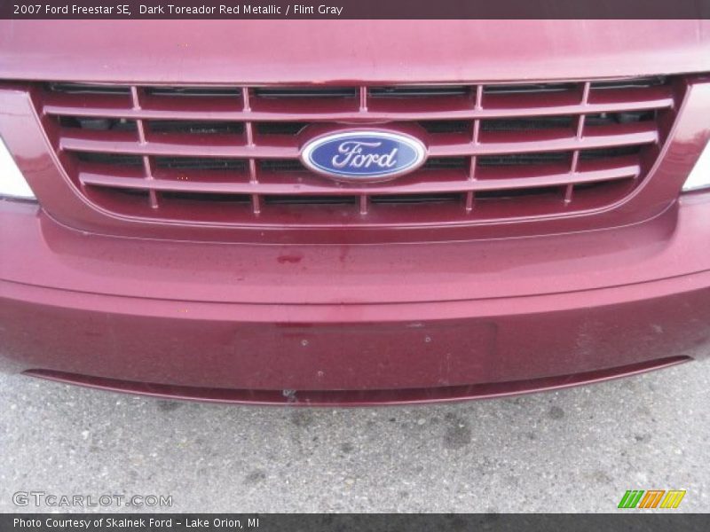 Dark Toreador Red Metallic / Flint Gray 2007 Ford Freestar SE