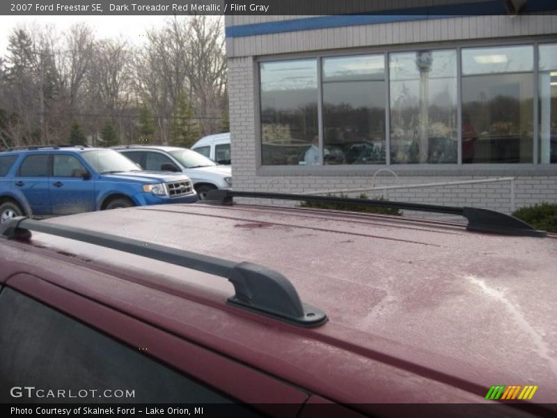 Dark Toreador Red Metallic / Flint Gray 2007 Ford Freestar SE