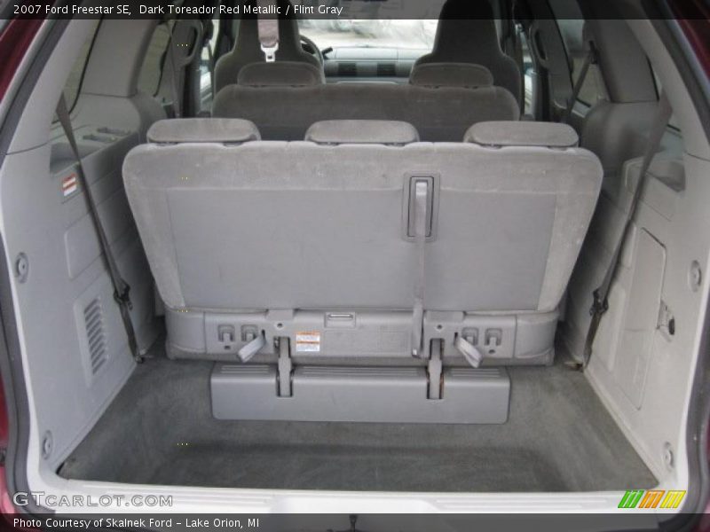  2007 Freestar SE Trunk