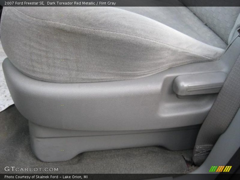 Dark Toreador Red Metallic / Flint Gray 2007 Ford Freestar SE
