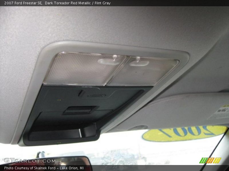 Dark Toreador Red Metallic / Flint Gray 2007 Ford Freestar SE