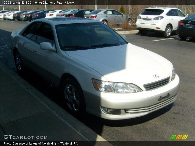 White Diamond Pearl / Ivory 2001 Lexus ES 300