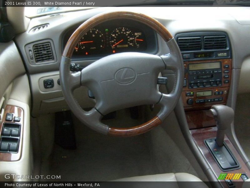 White Diamond Pearl / Ivory 2001 Lexus ES 300