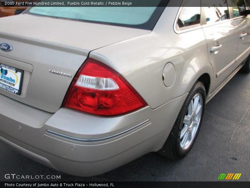 Pueblo Gold Metallic / Pebble Beige 2005 Ford Five Hundred Limited