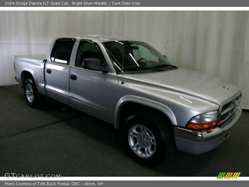 Bright Silver Metallic / Dark Slate Gray 2004 Dodge Dakota SLT Quad Cab
