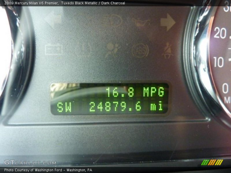 Tuxedo Black Metallic / Dark Charcoal 2009 Mercury Milan V6 Premier